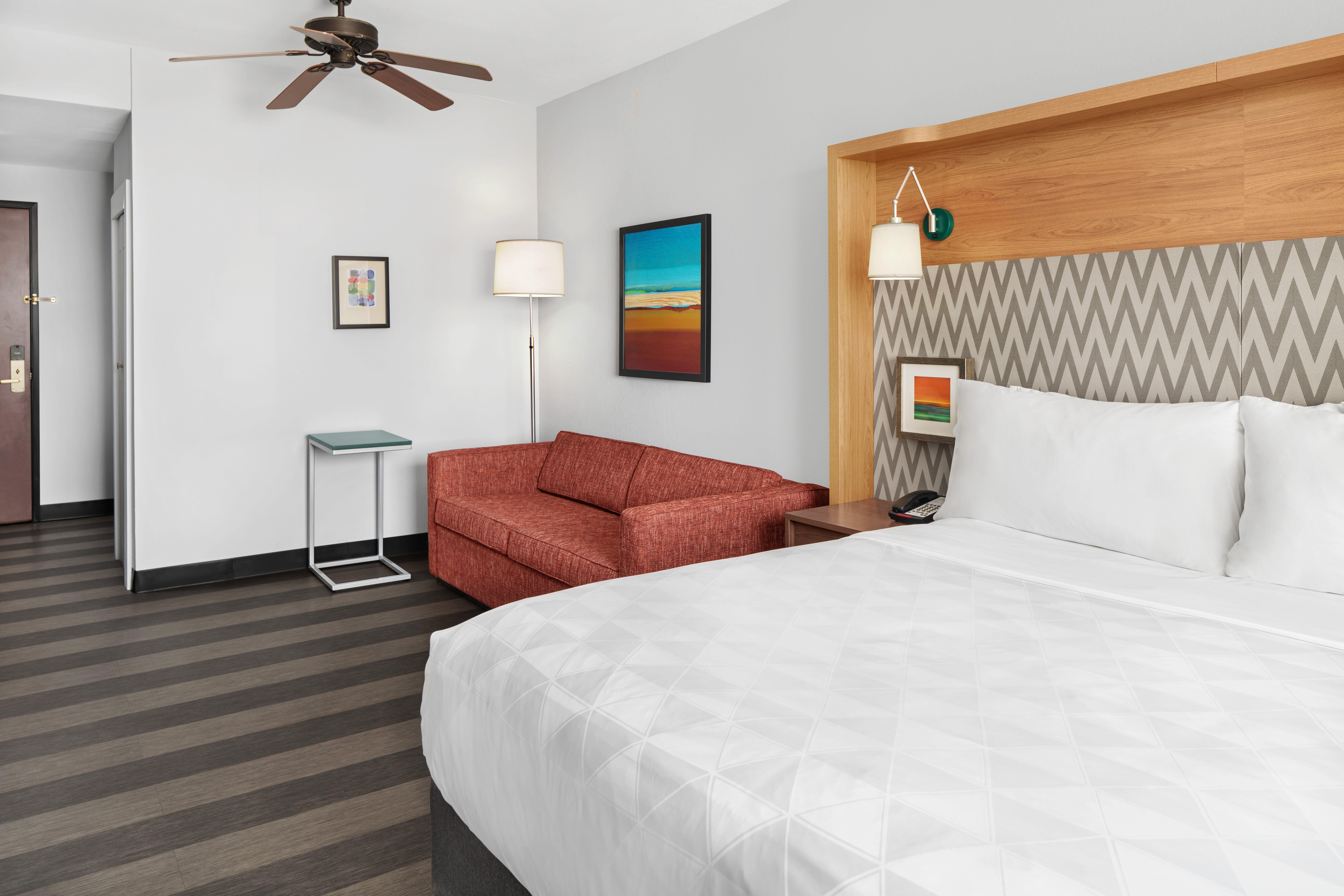 Holiday Inn Odessa By Ihg Экстерьер фото
