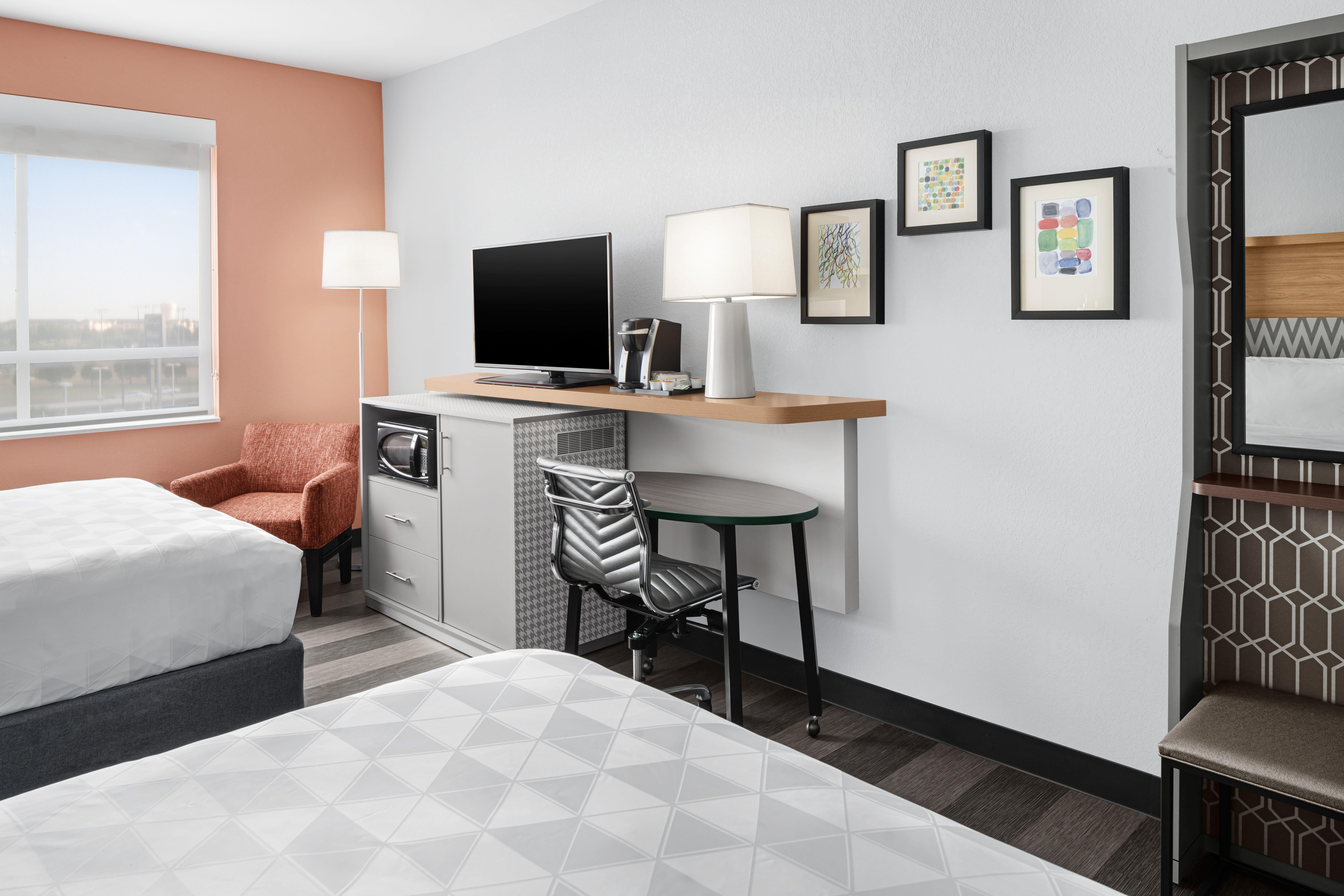Holiday Inn Odessa By Ihg Экстерьер фото